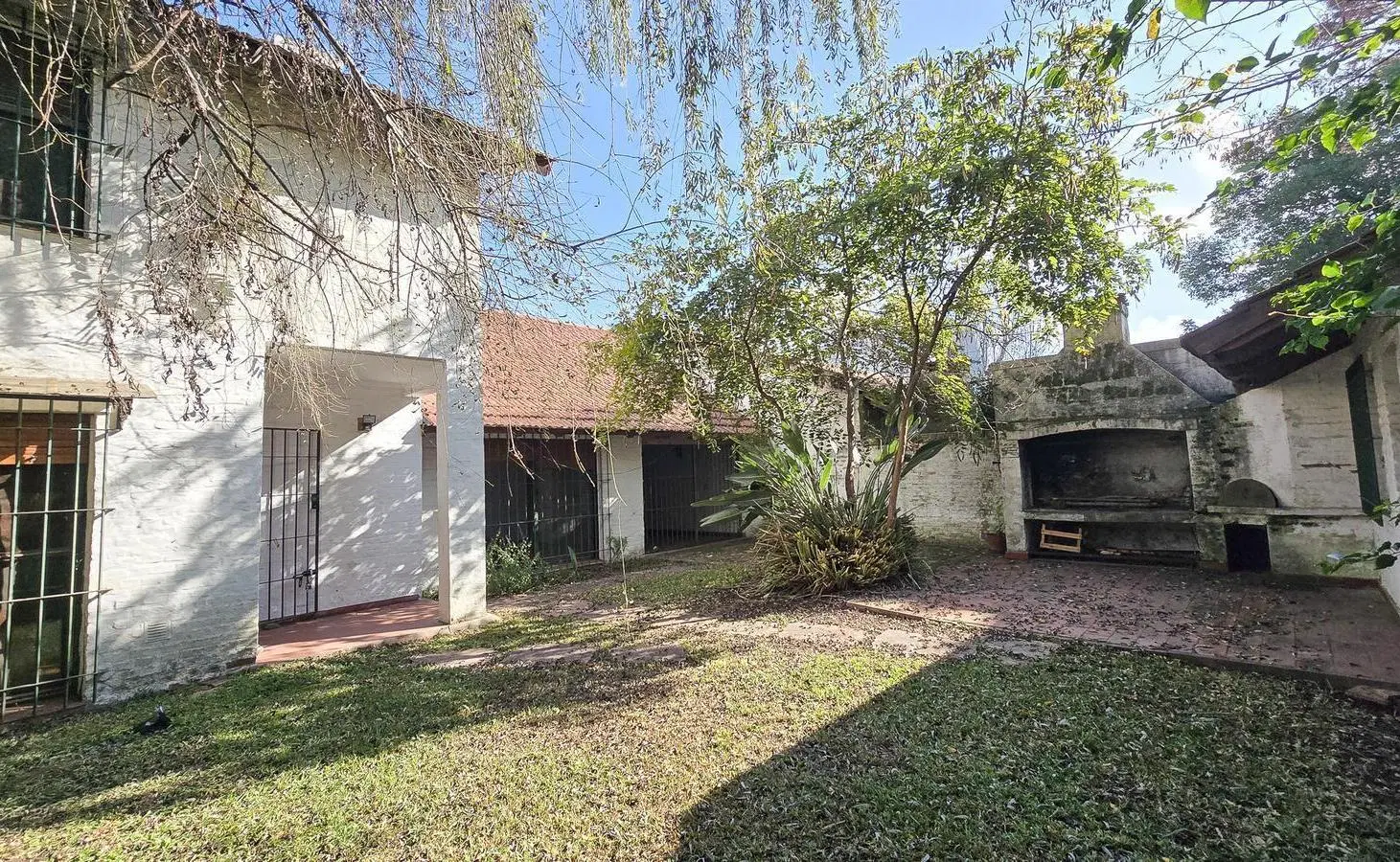 VENTA CASA 4 AMB C/ PATIO Y COCHERA - PACHECO 2