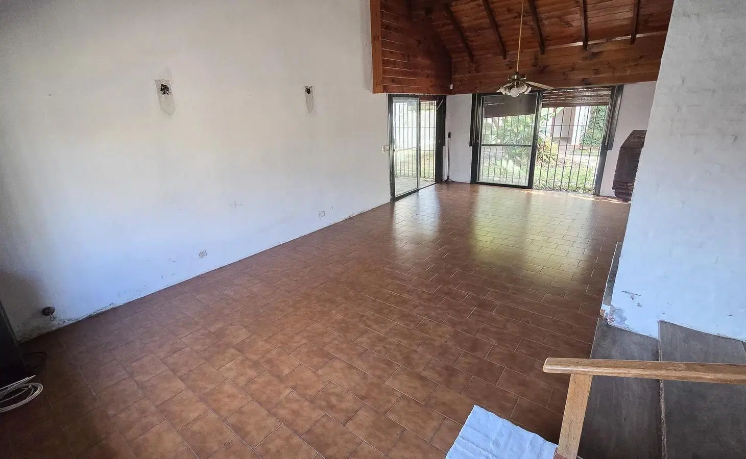 VENTA CASA 4 AMB C/ PATIO Y COCHERA - PACHECO 3
