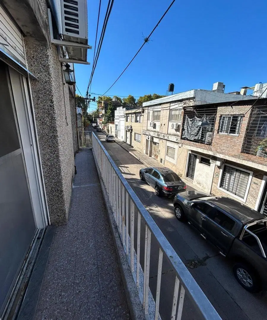 Casa en planta alta de dos dormitorios y terraza exclusiva 2