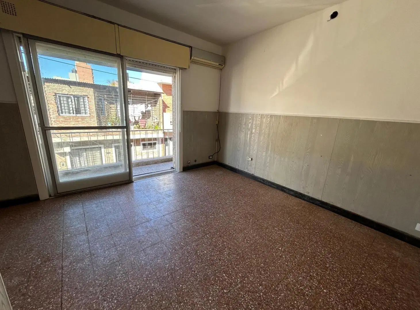 Casa en planta alta de dos dormitorios y terraza exclusiva 5