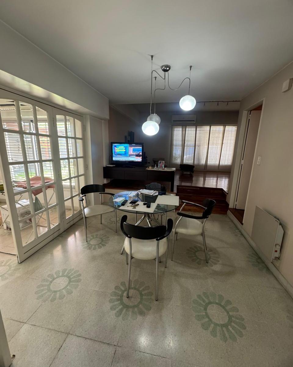 CHALET 4 AMBIENTES