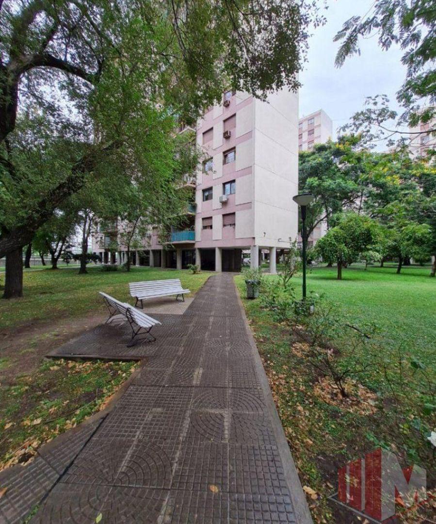 DEPARTAMENTO DE TRES AMBIENTES