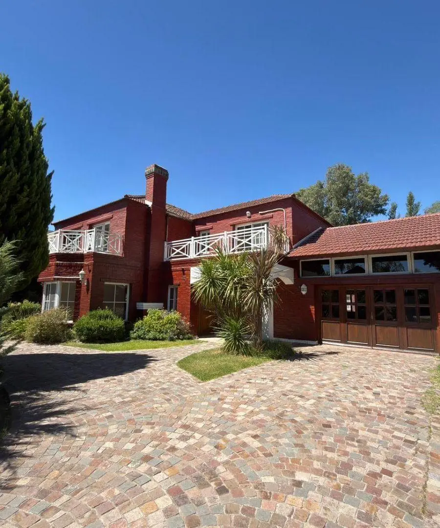 PROPIEDAD EN VENTA- ECHEVERRÍA DEL LAGO 2