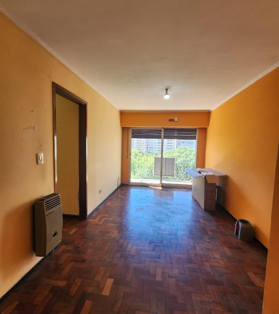 Departamento de 4 ambientes en alquiler en Tapiales