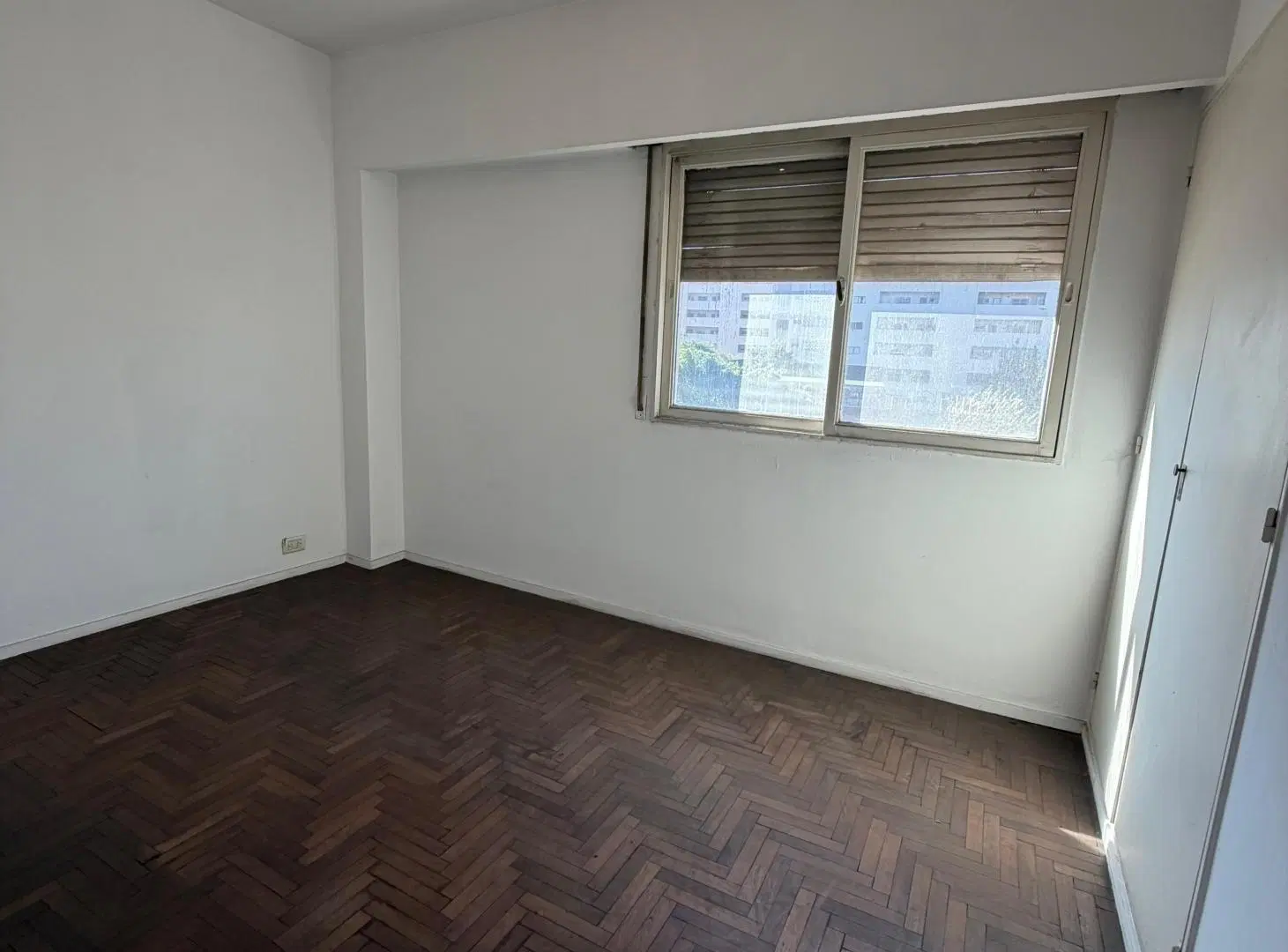 Barrio Autopista Torre 14 3°D 5