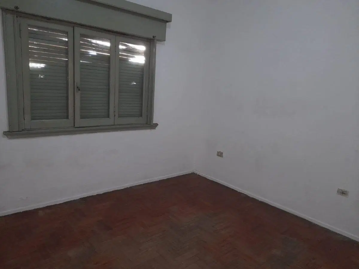 PH en venta de 2 dormitorios c/ cochera en La Tablada 5