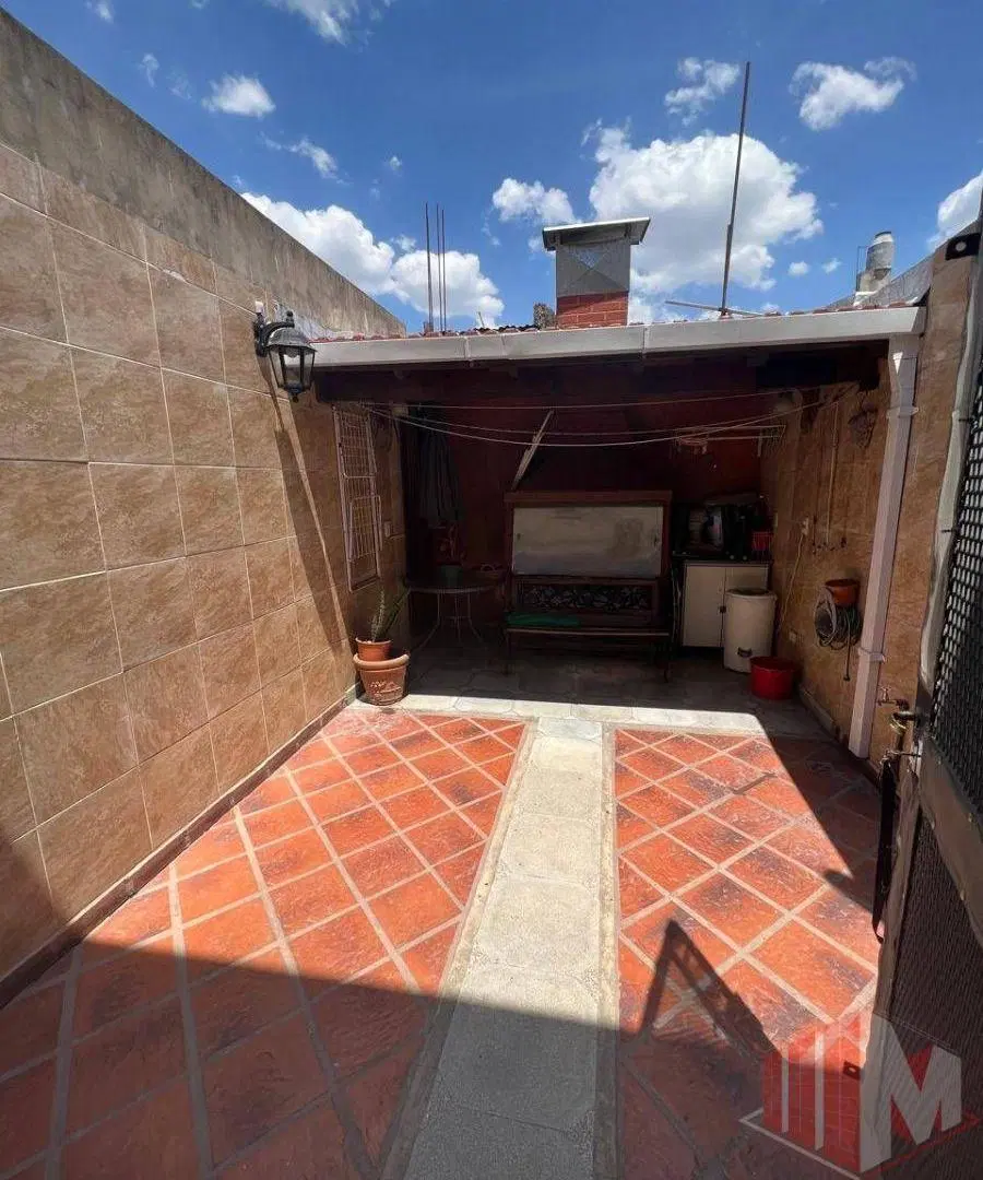 Dúplex en venta c/ cochera en Tapiales 3