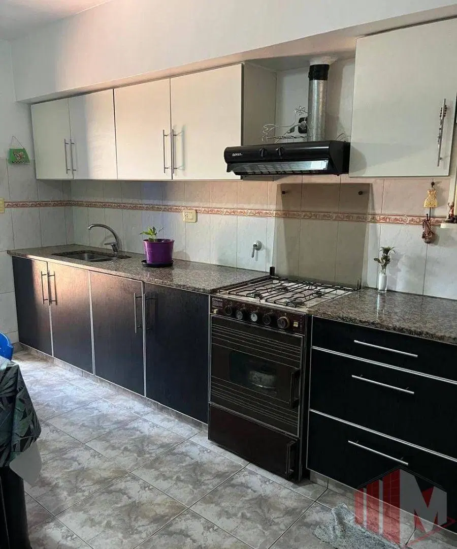 Dúplex en venta c/ cochera en Tapiales 8