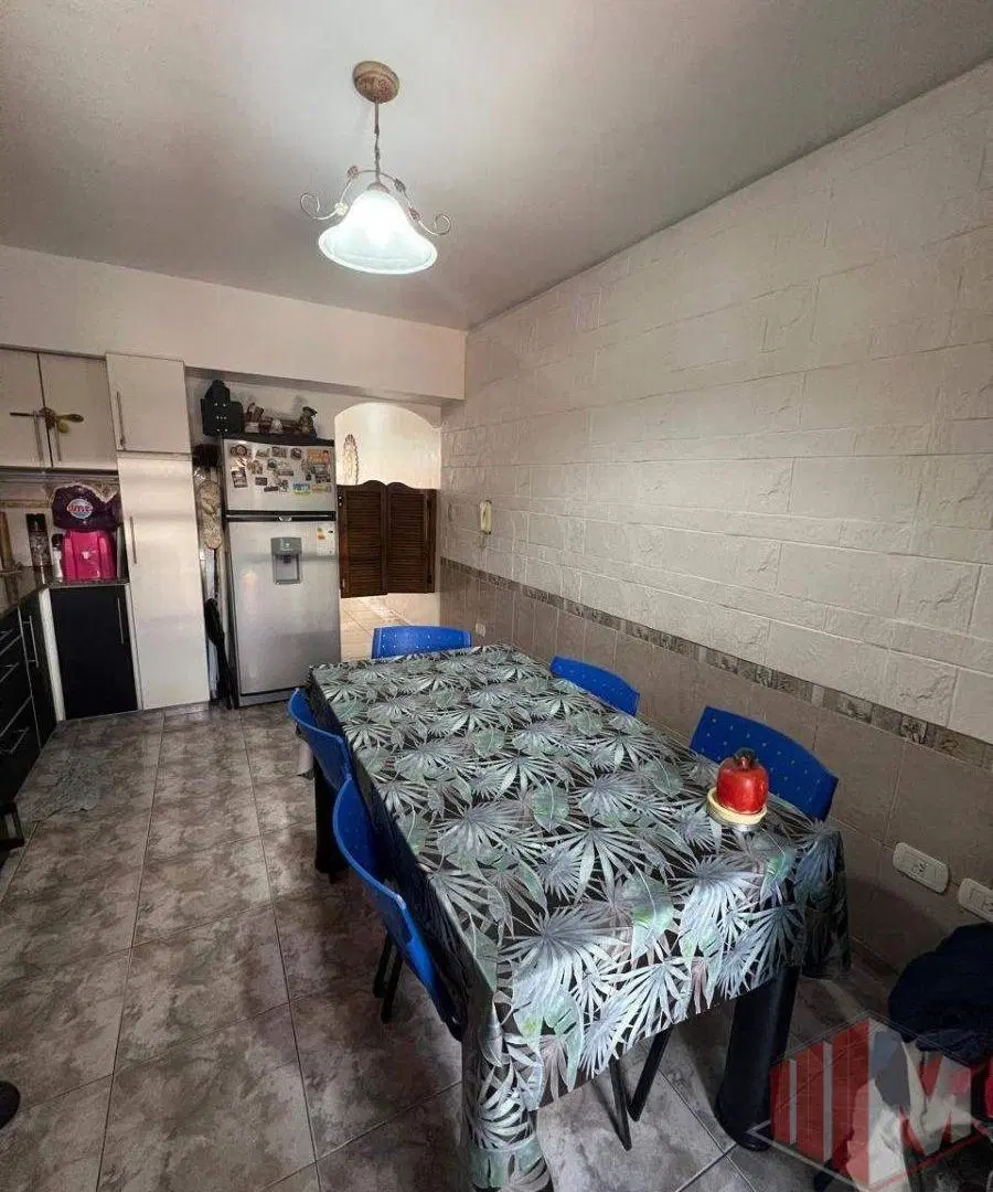 Dúplex en venta c/ cochera en Tapiales 2
