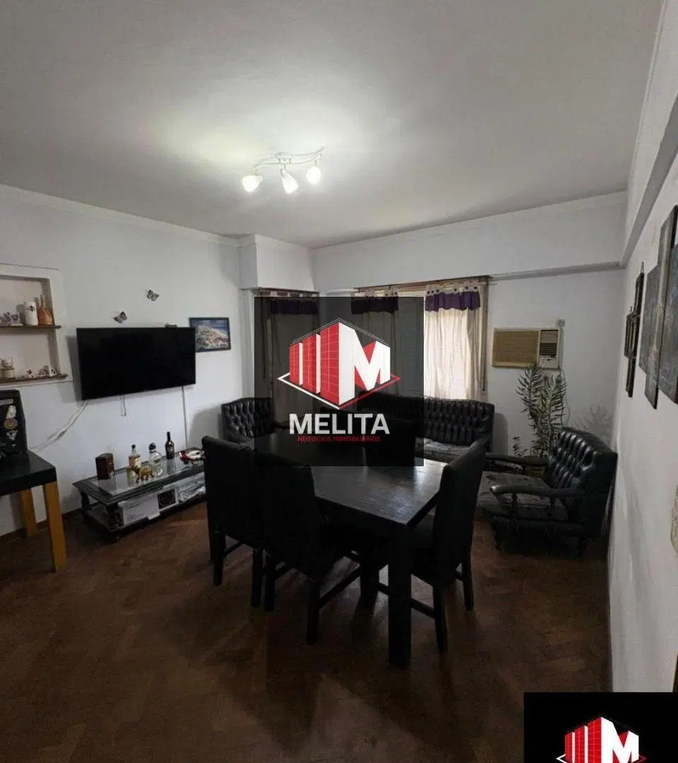 Departamento en venta de 2 dormitorios c/ cochera en Villa Celina 5