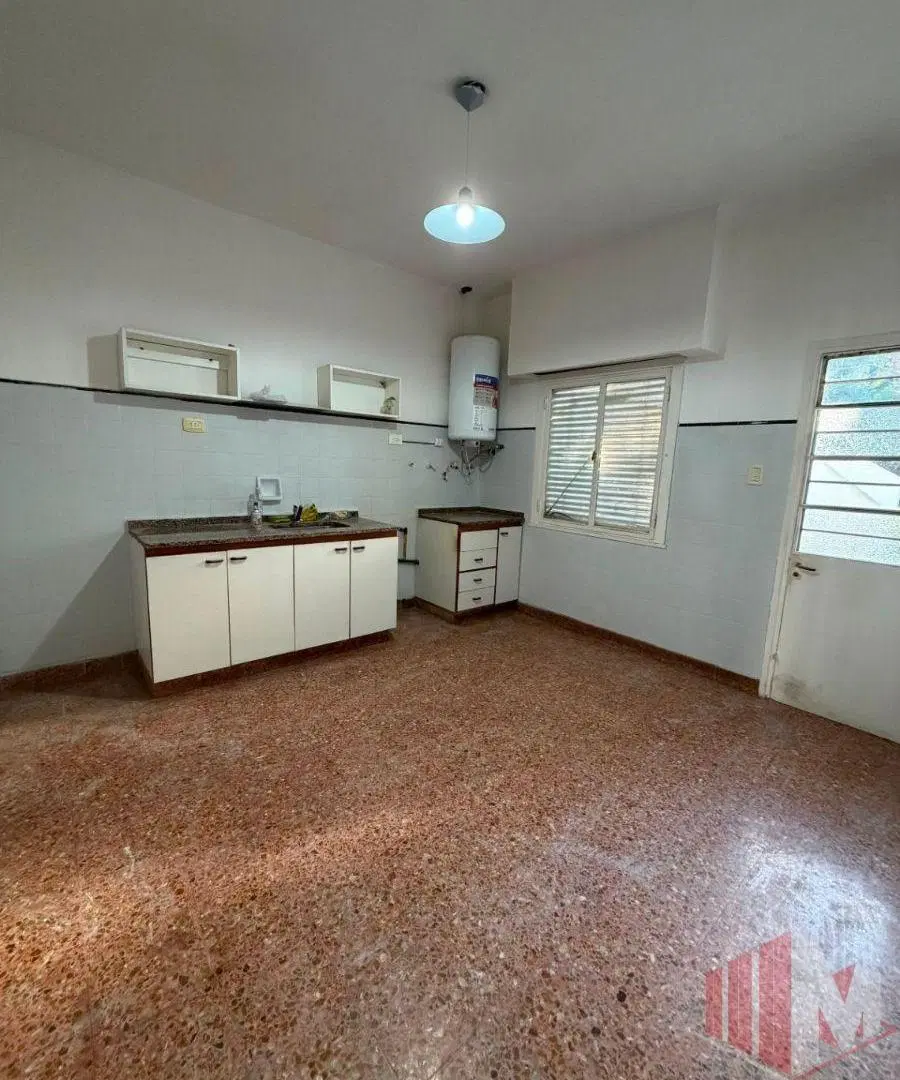 Casa en alquiler c/ cochera en Ciudad Madero 1