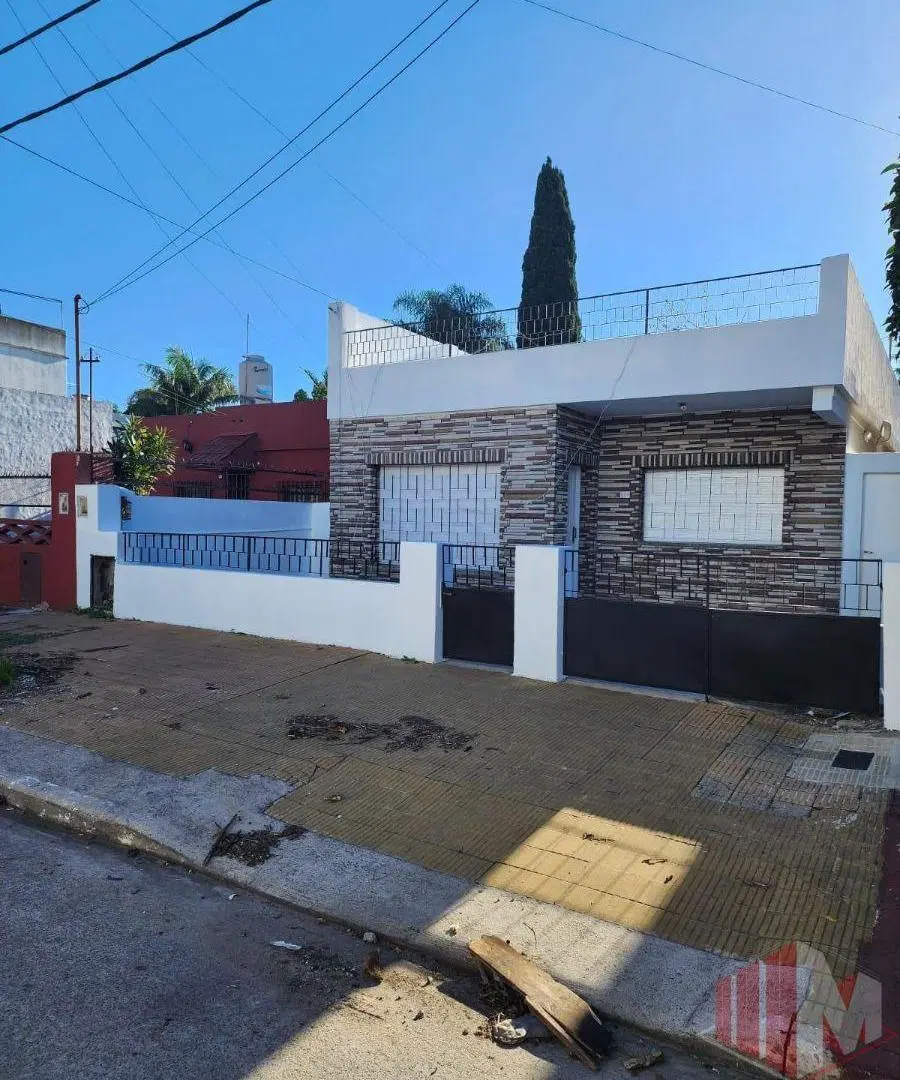 Casa en alquiler c/ cochera en Ciudad Madero 3