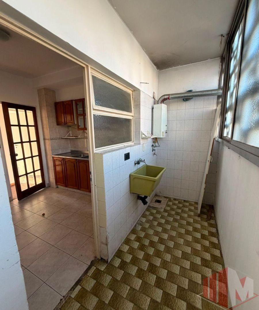 Foto de Departamento en alquiler c/ cochera en Tapiales, imagen 2