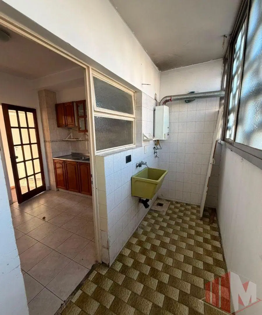 Departamento en alquiler c/ cochera en Tapiales 2