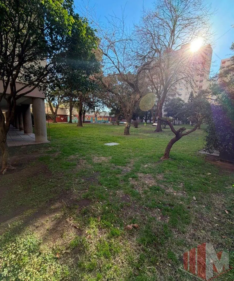 Departamento en alquiler c/ cochera en Tapiales 4