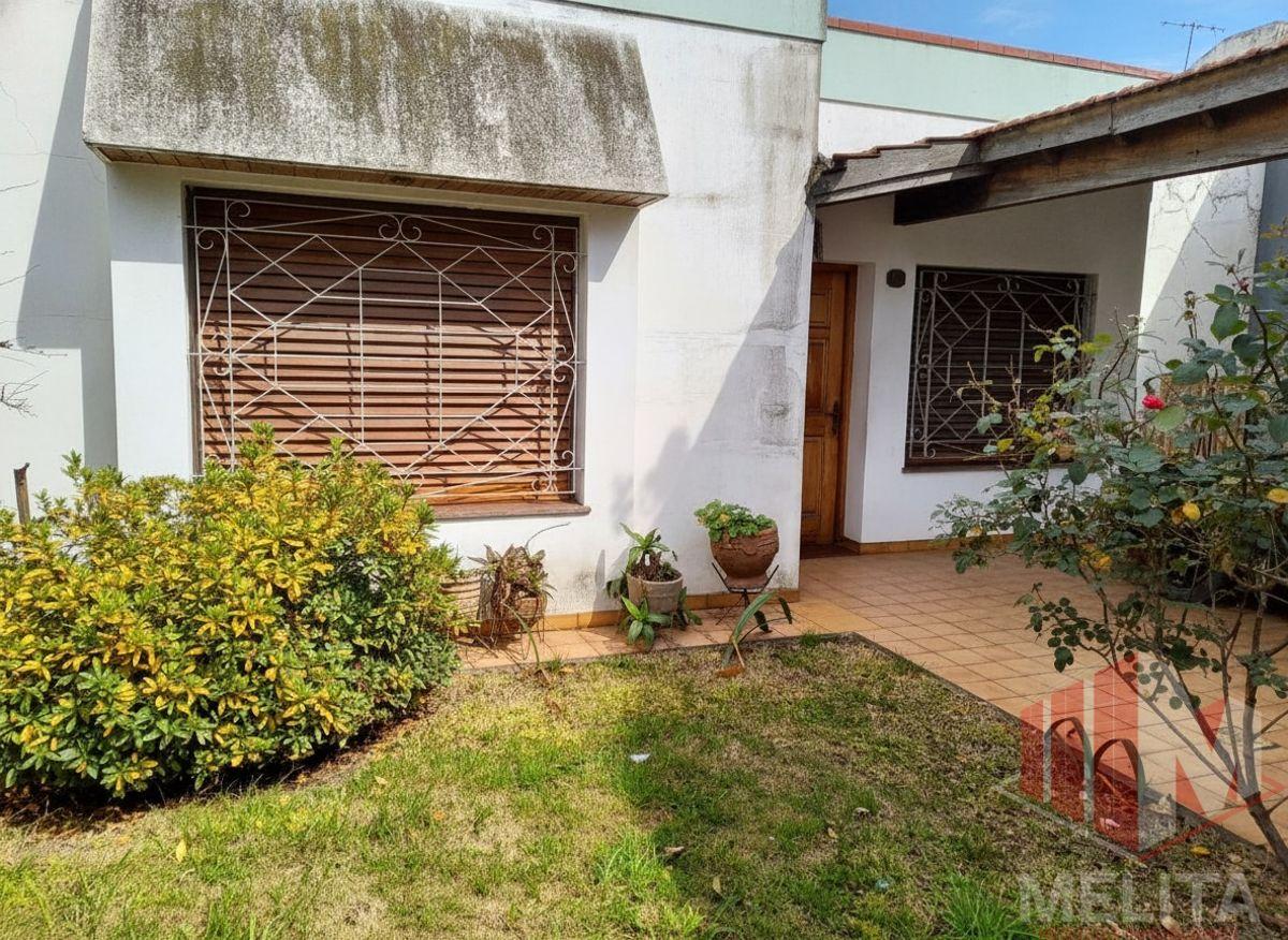 Foto de VIVIENDA A REFACCIONAR. MUY BUENA UBICACIÓN, imagen 2