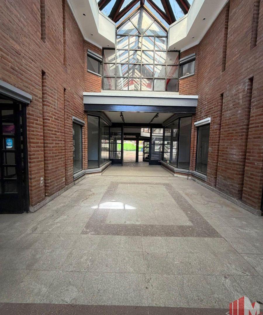 Foto de Local comercial en venta ubicado en Tapiales, imagen 2