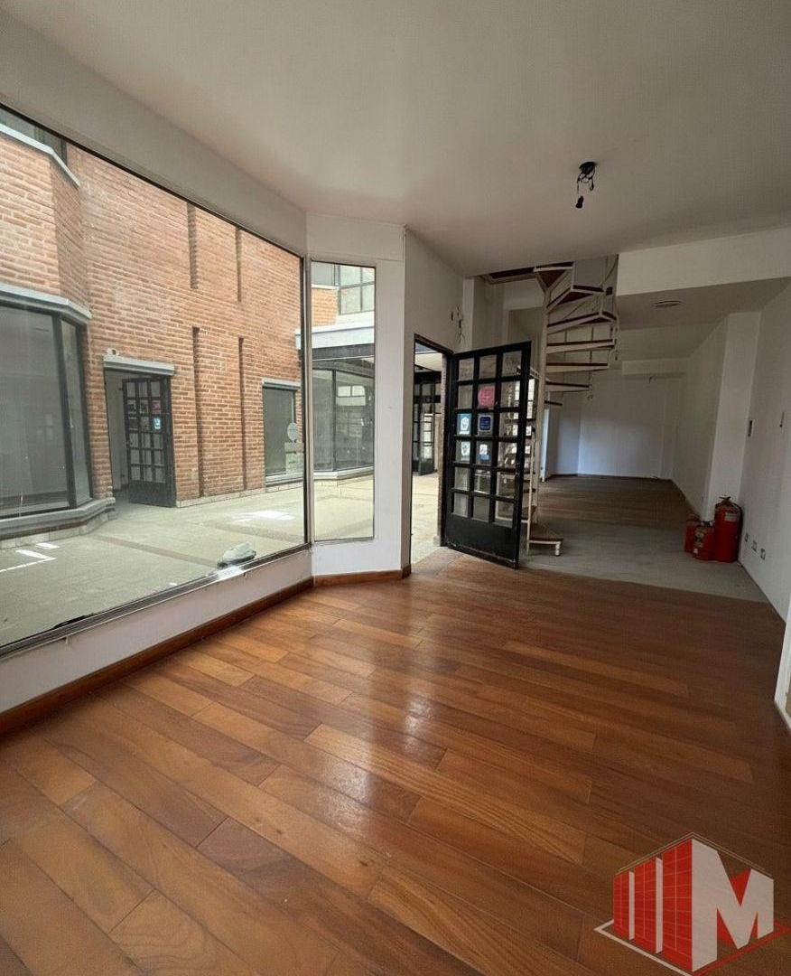 Foto de Galería comercial en venta ubicada en Tapiales, imagen 3