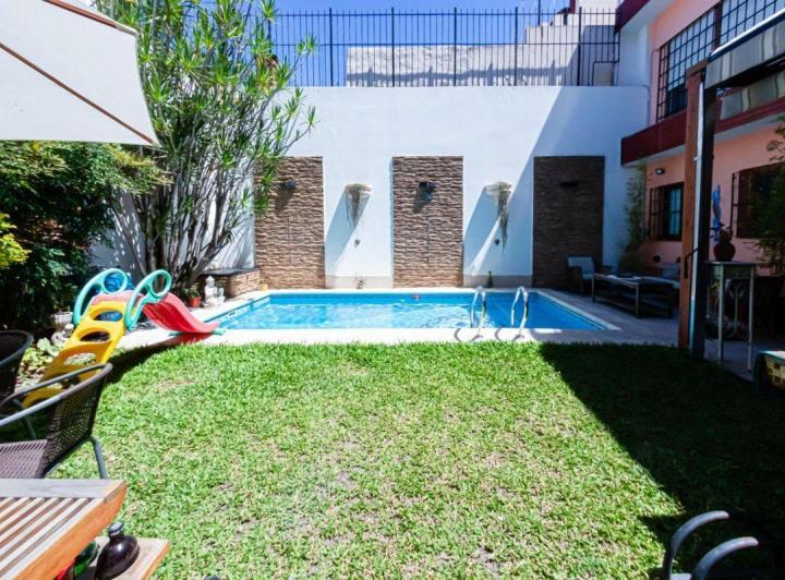 Venta Casa Boedo 4 dormitorios, jardin pileta clim 1