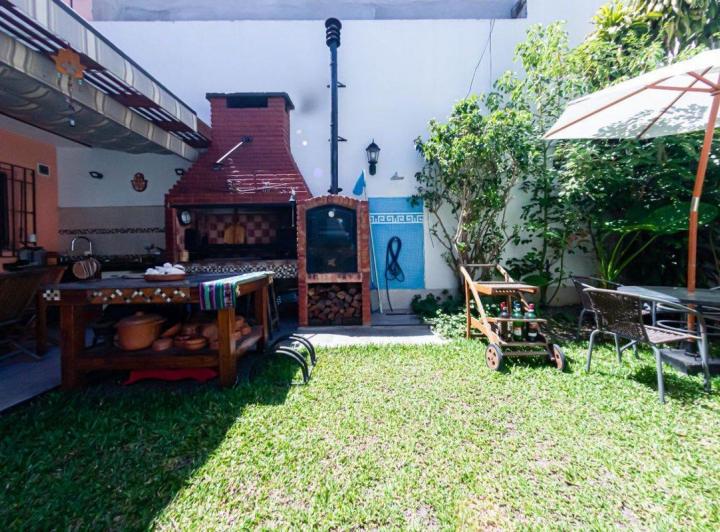 Venta Casa Boedo 4 dormitorios, jardin pileta clim 5