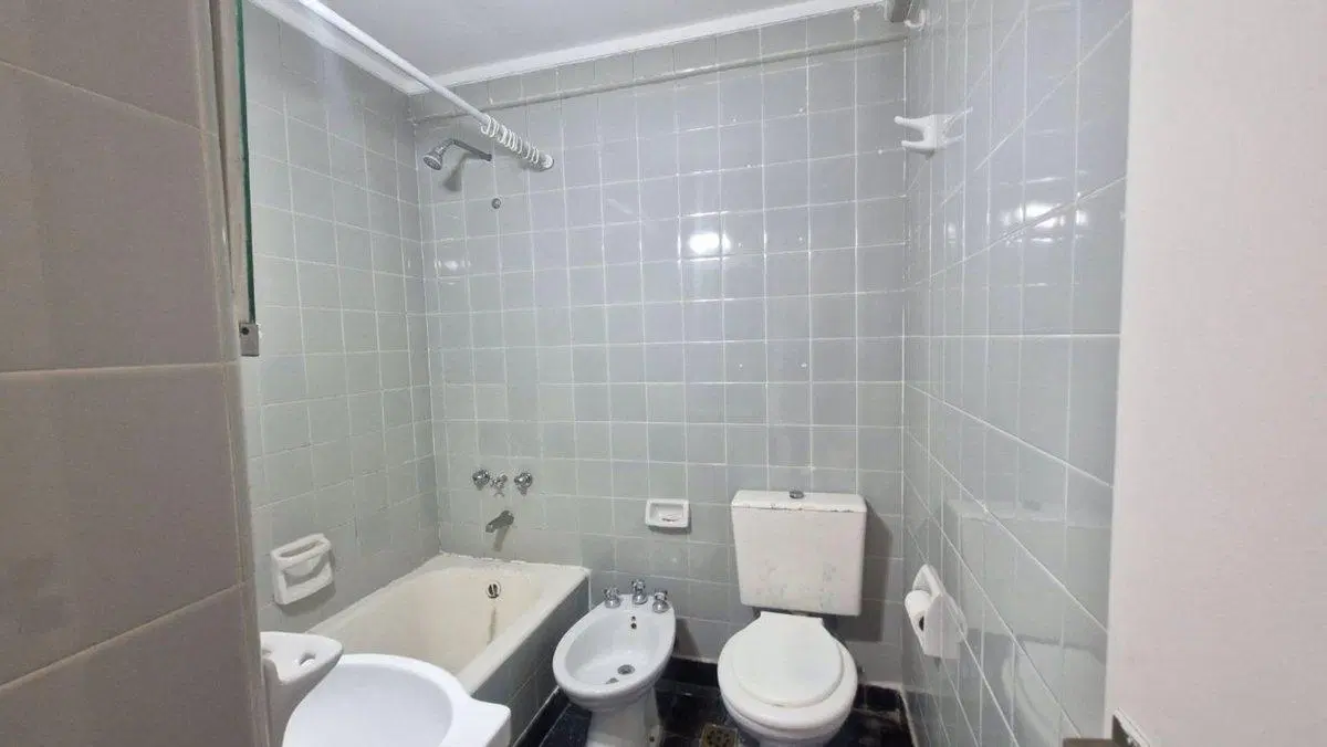 Venta Departamento 3 ambientes, todo Sol Balvanera 2
