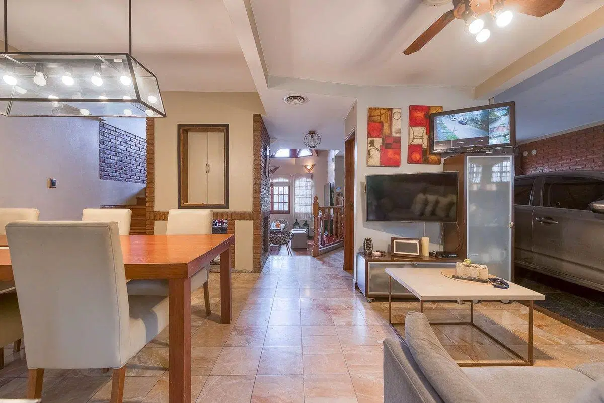 OPORTUNIDAD CASA BERNAL O QUILMES FINANCIACIÓN 30% 5