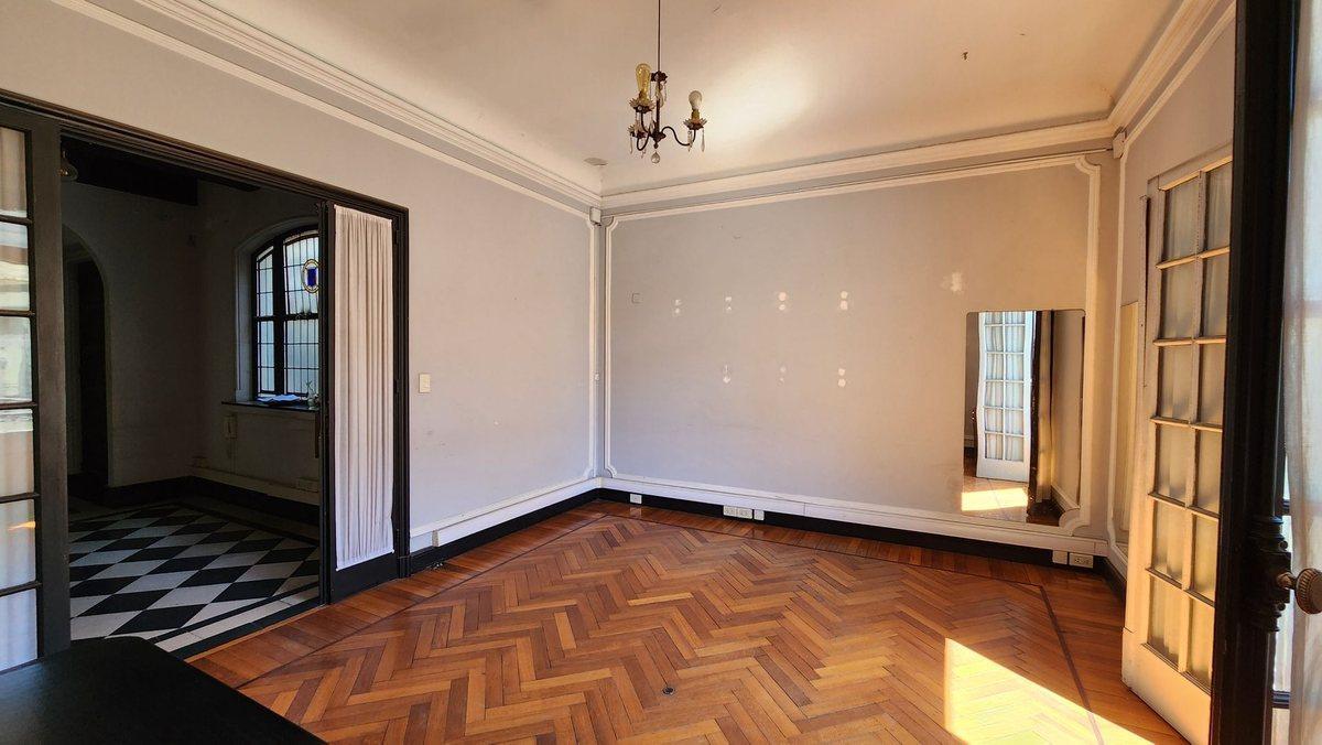 Venta departamento semipiso 5 ambientes Monserrat