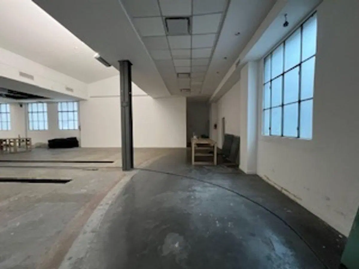 Alquiler Oficina Planta Libre 839 M2-Retiro-Centro 2