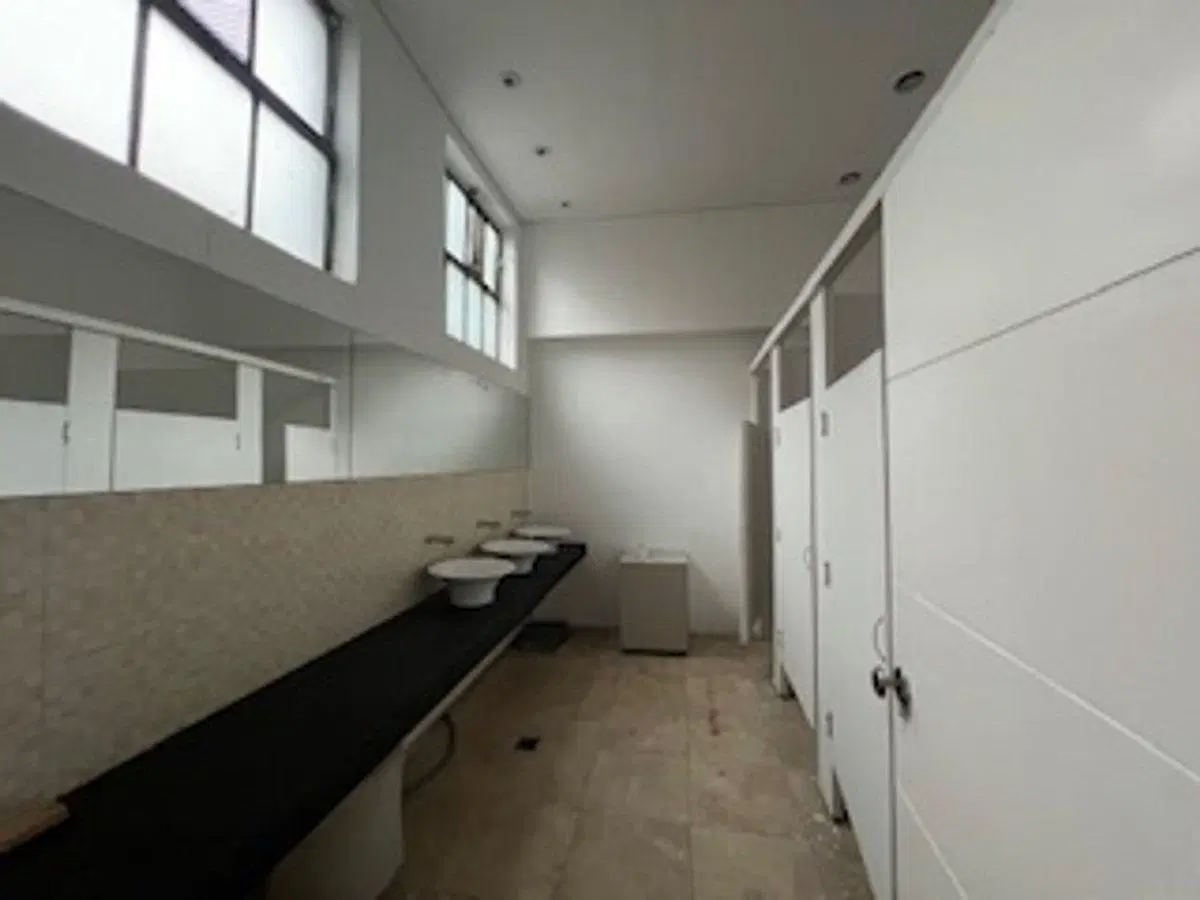 Alquiler Oficina Planta Libre 839 M2-Retiro-Centro 4