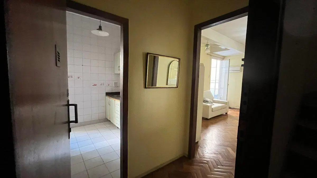 Departamento en Venta Almagro, con dependencia. 5