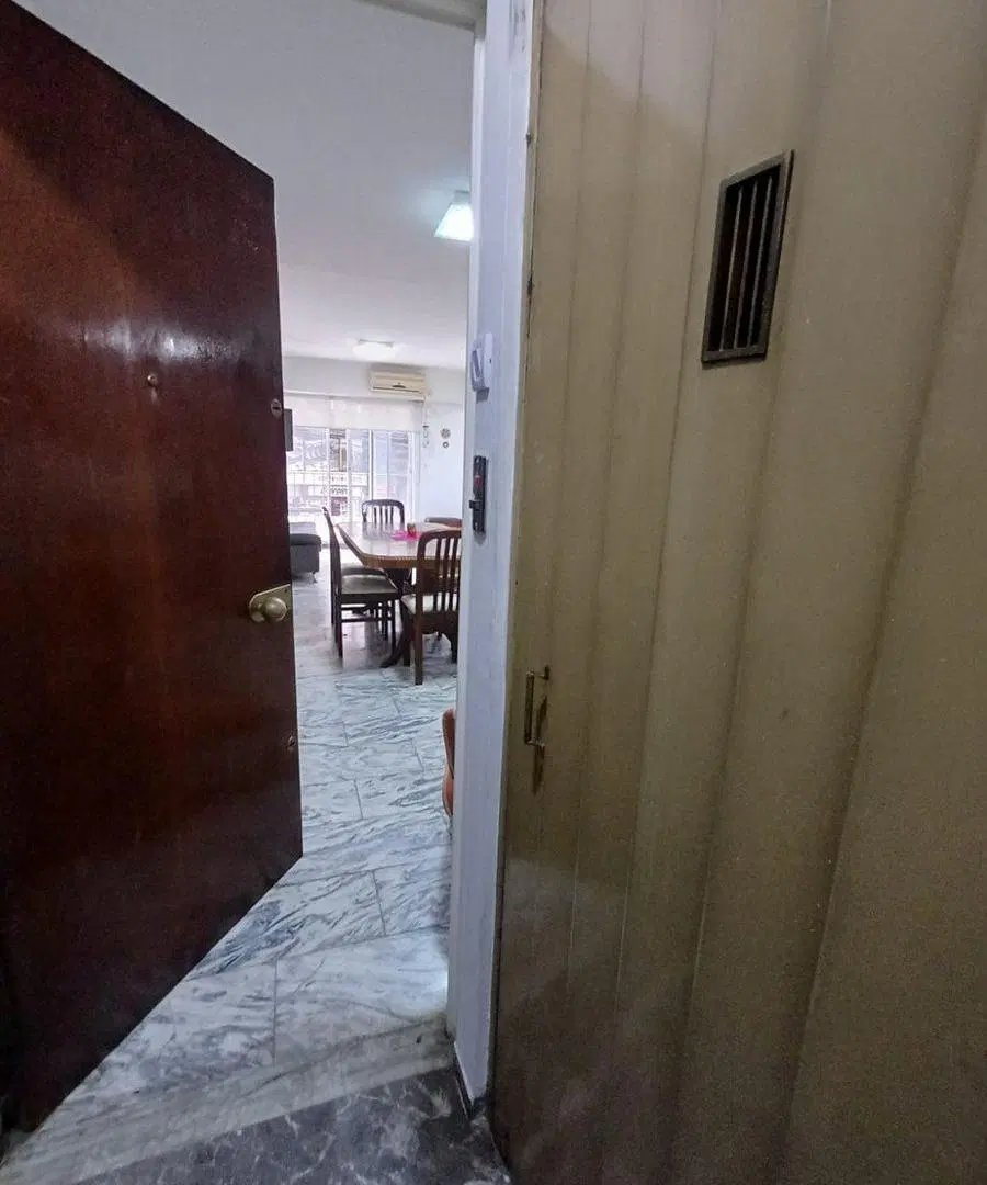VENTA 5 AMB. CON BALCON Y PATIO. BAJÓ VALOR!!! 3