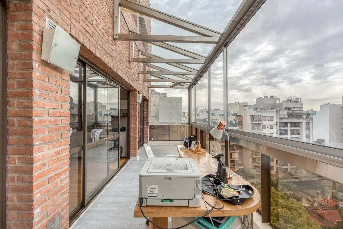 Dúplex en Caballito con balcón cerrado y cochera 8