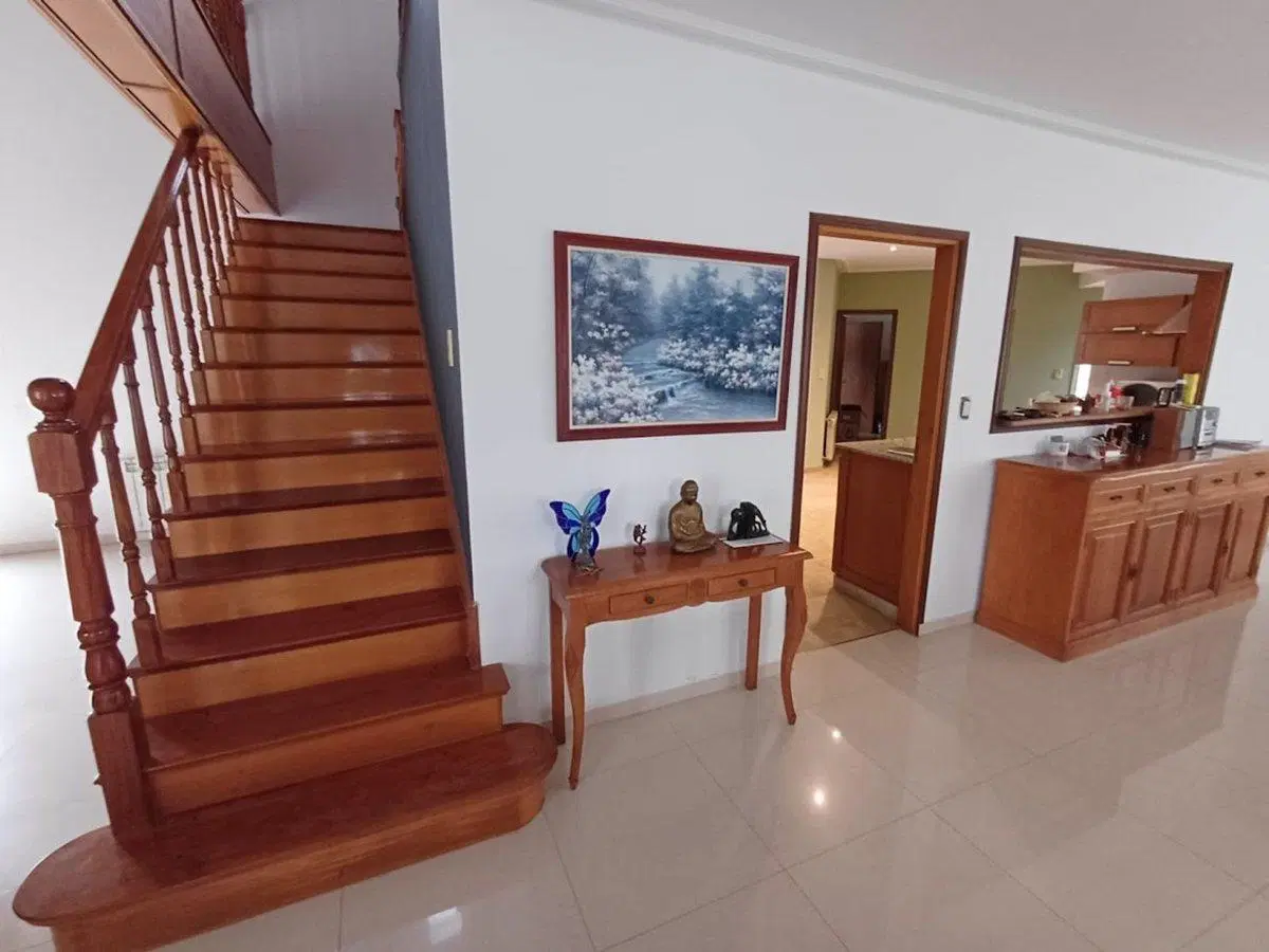 Casa en Venta en El Lauquen valor negociable! 5