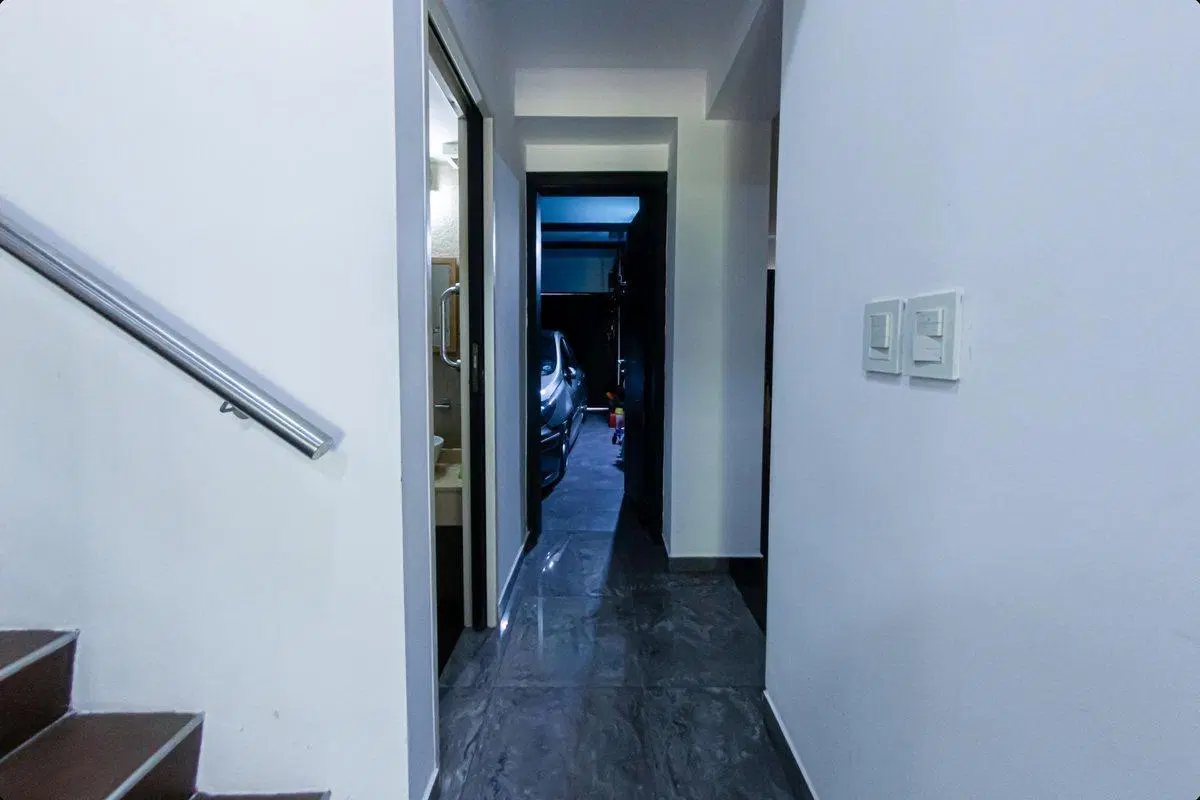 CASA DE 6 AMBIENTES GARAGE QUINCHO JARDIN QUILMES 2