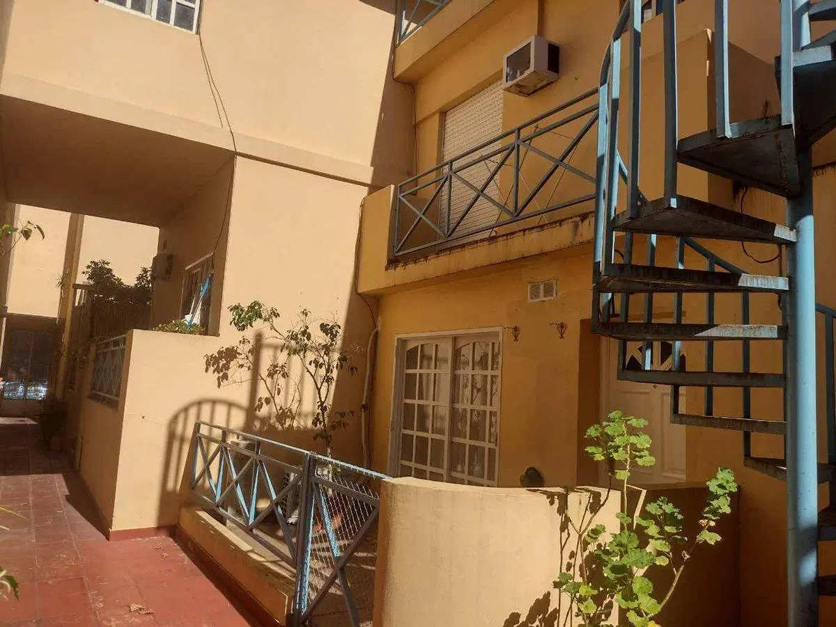 ALQUILER - PH (duplex) 2 Ambientes con Patio 5