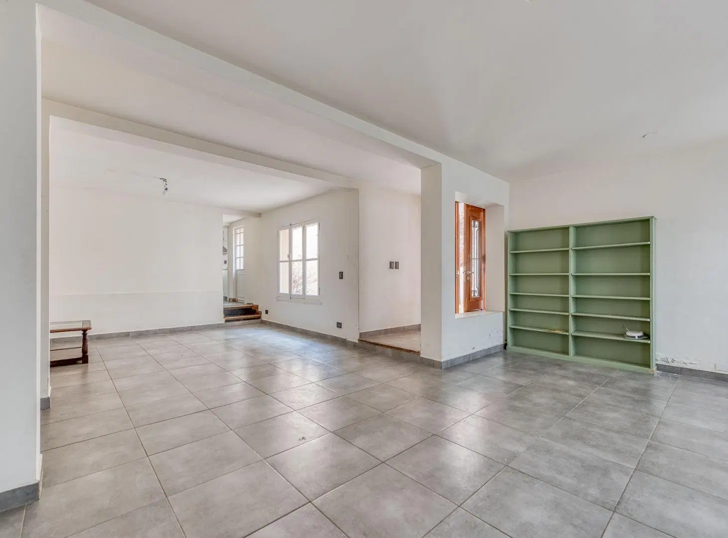 Casa moderna con jardín y pileta 4