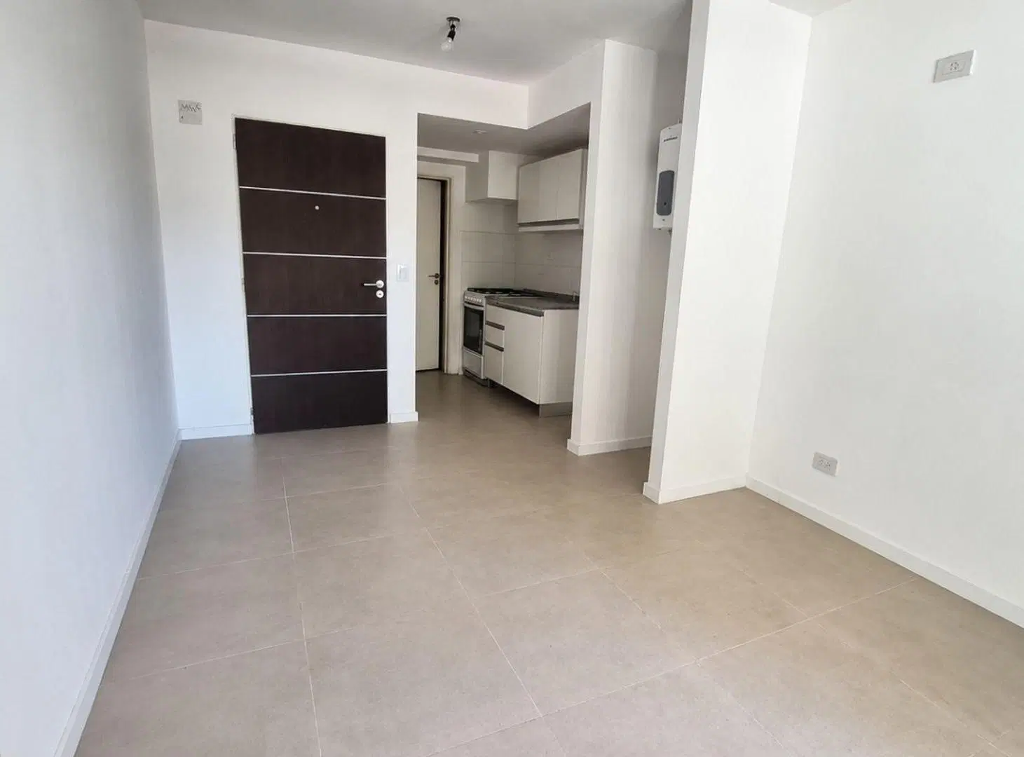 VENTA MONOAMBIENTE C/AMENITIES -BALCON -EN CASEROS 3