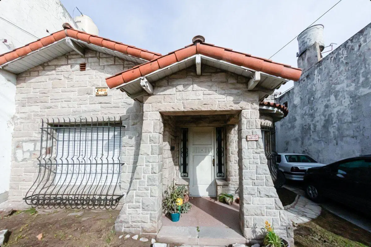Chalet Pintoresco Av.Principal Z/Comercial Quilmes 3