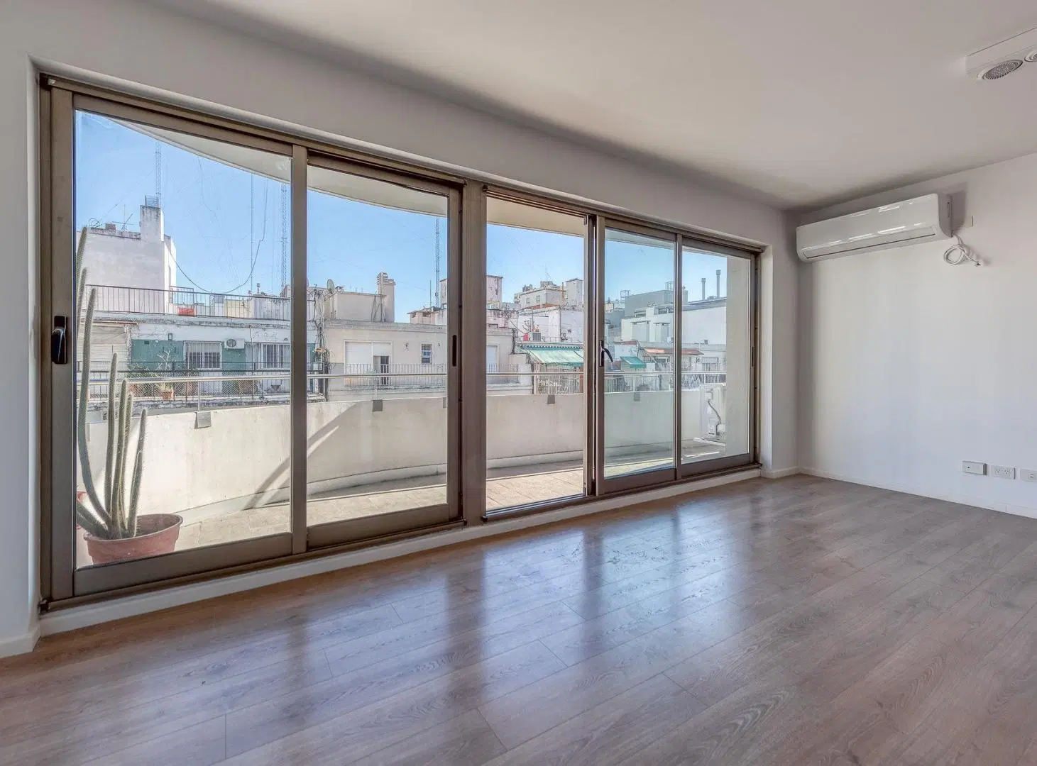 DEPARTAMENTO 3 AMB VENTA BELGRANO CON COCH 3
