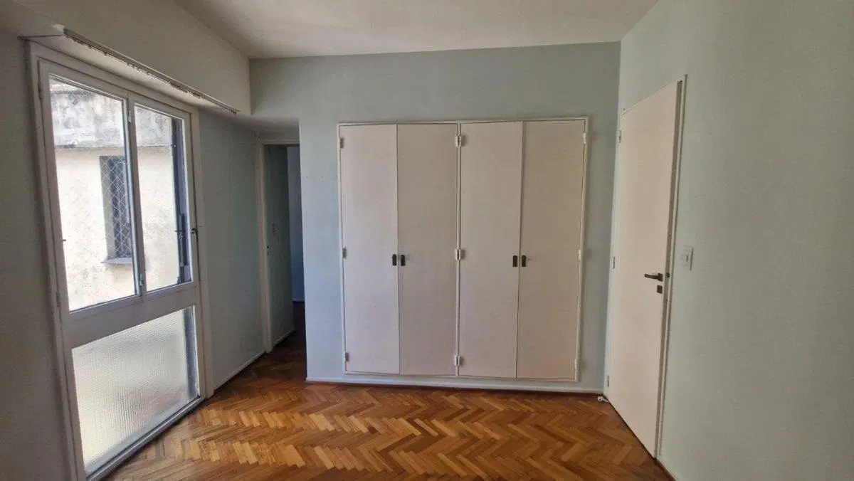 Venta Departamento 3 ambientes, todo Sol Balvanera 4