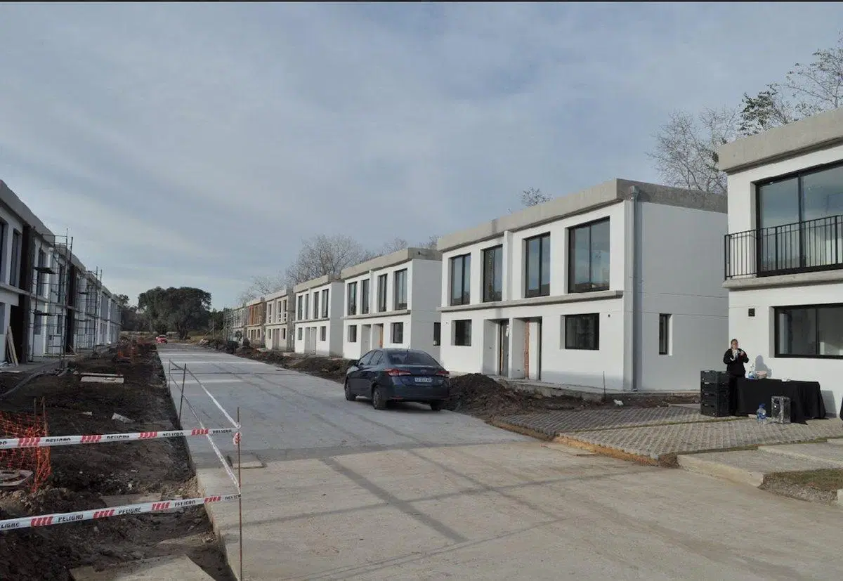 Duplex 4 Ambientes con amenities en Benavidez 5