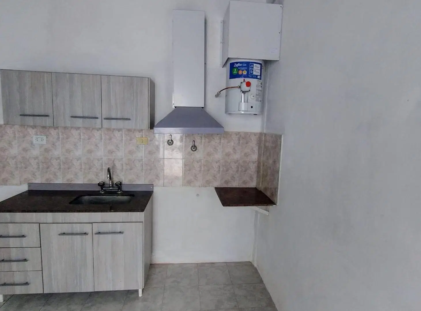 PH LATERAL ENTREDA INDEPENDIENTE TERRAZA QUILMES 7