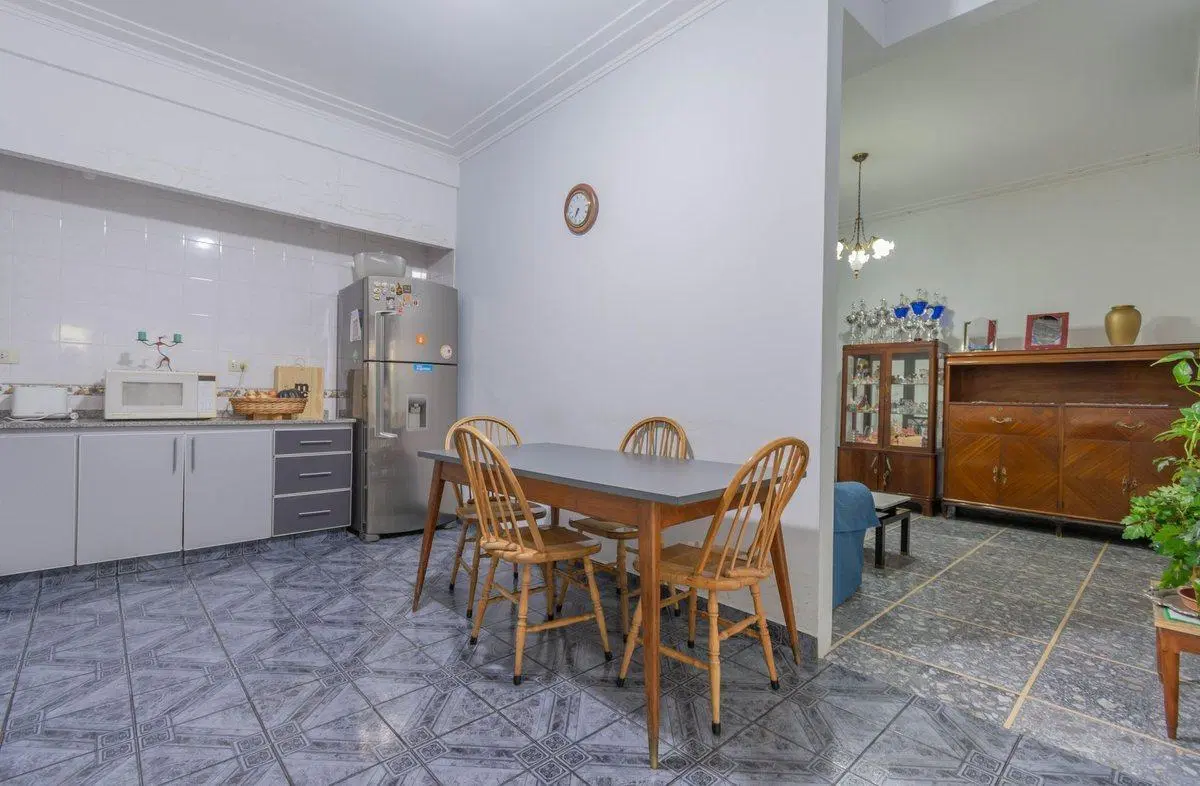 Departamento 5 ambientes en venta - San Telmo 3