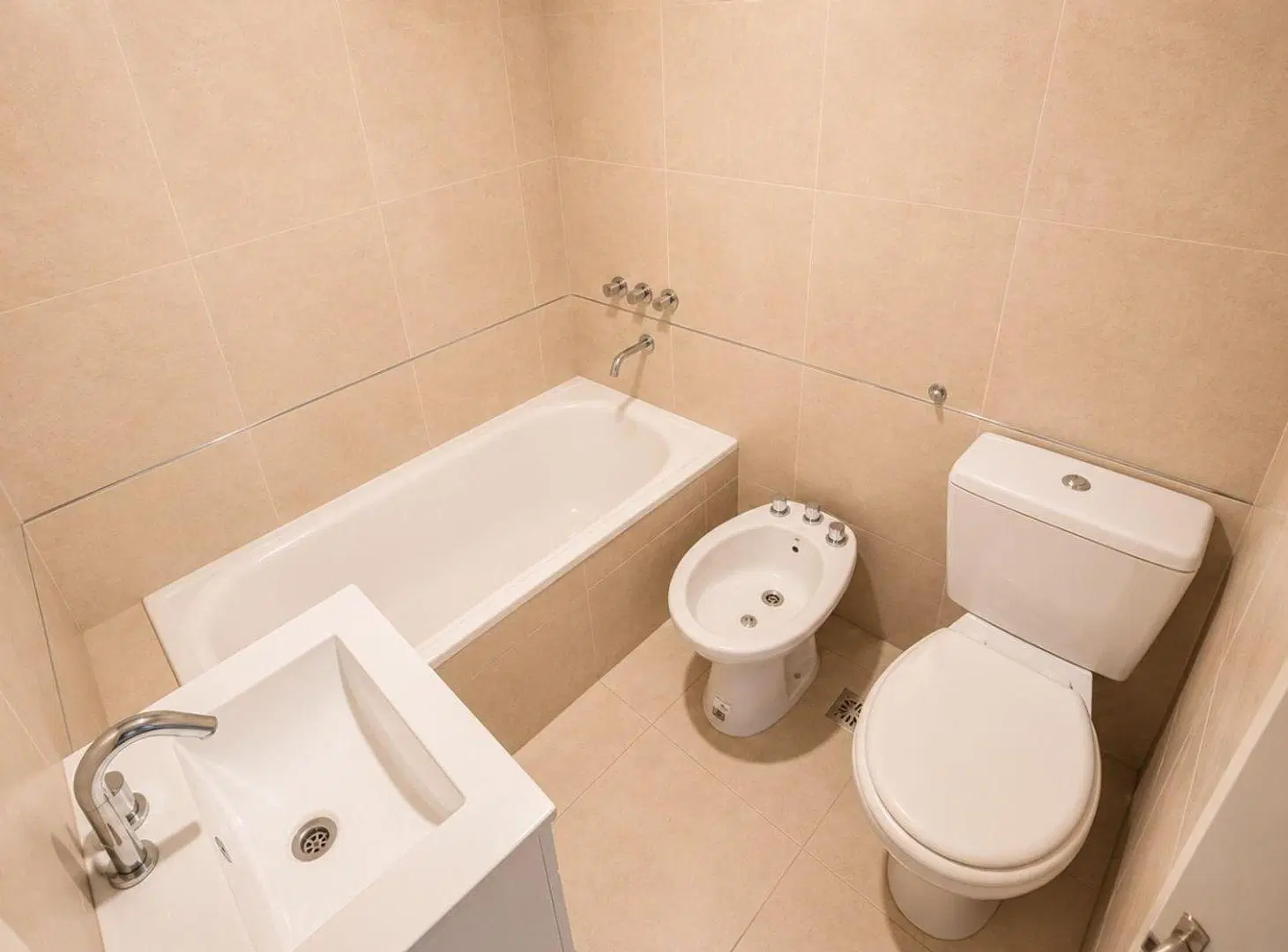 VENTA MONOAMBIENTE C/AMENITIES -BALCON -EN CASEROS 3