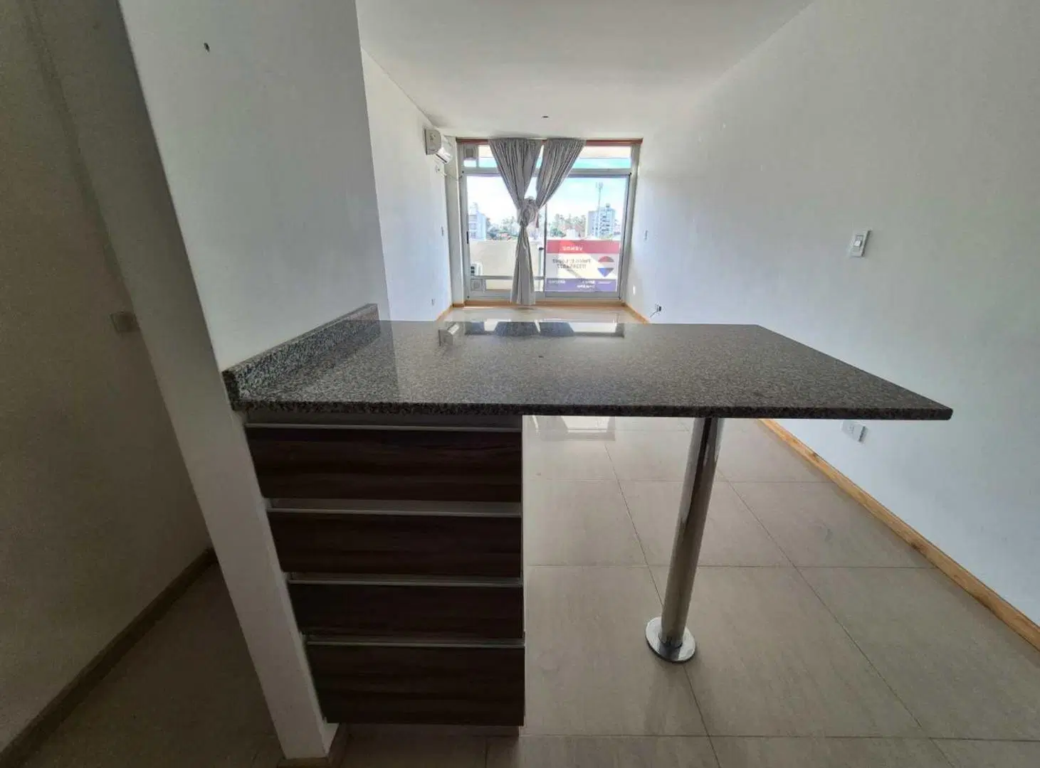 Departamento monoambiente en venta Wilde 4