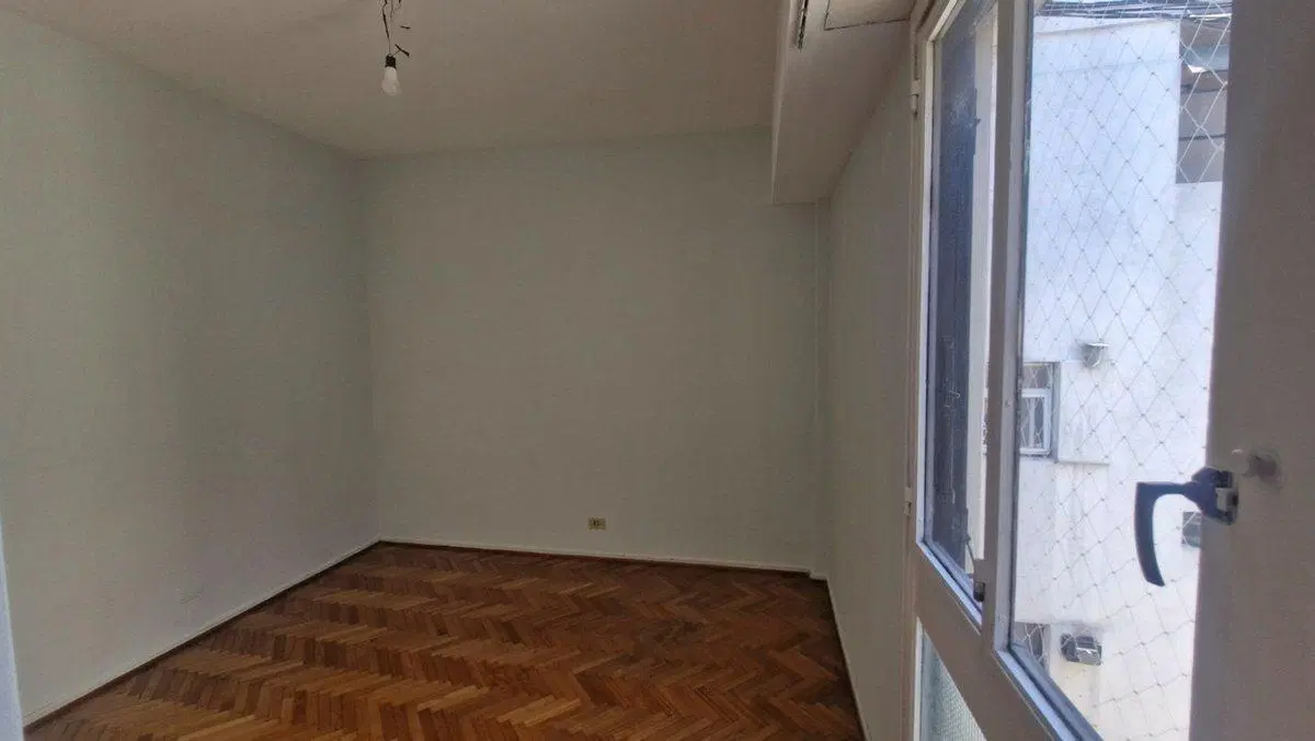 Venta Departamento 3 ambientes, todo Sol Balvanera 2