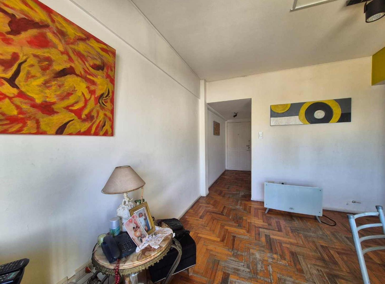 Foto de Almagro | 3 Ambientes | Piso Alto | A reciclar, imagen 2