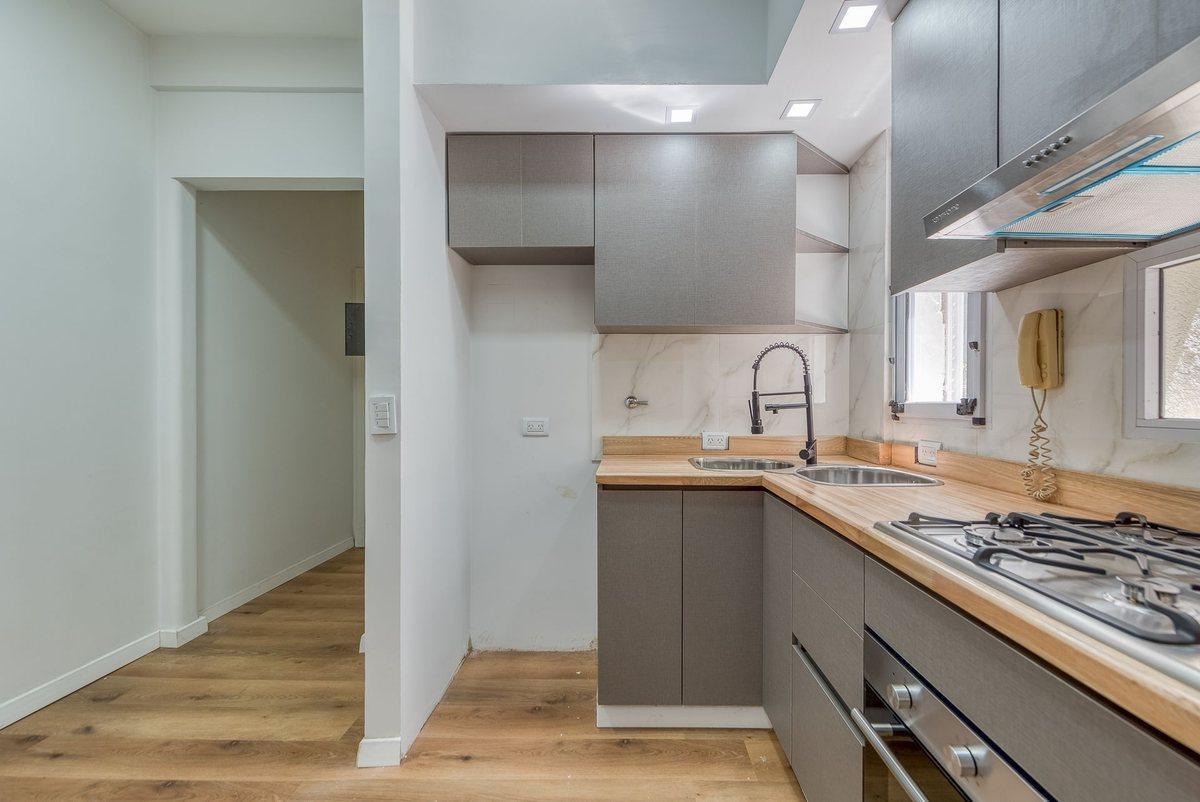 Foto de VENTA DEPARTAMENTO 2 AMBIENTES RECOLETA, imagen 5