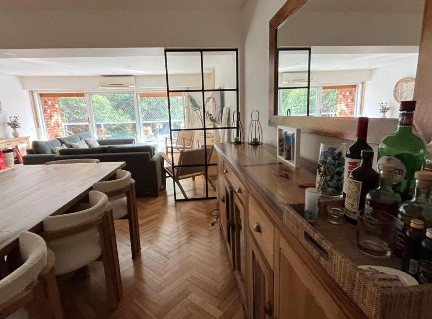 Foto de Depto 6 ambientes - Flores - Pileta y cochera, imagen 1