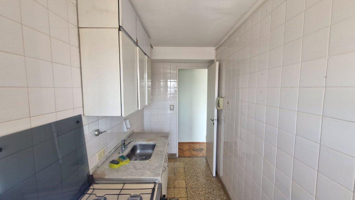 Foto de Venta Departamento 3 ambientes, todo Sol Balvanera, imagen 2